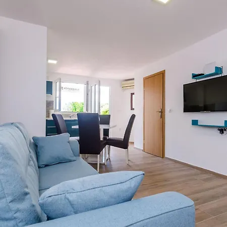 Paula - One Bedroom With Shared Terrace Dubrovnik