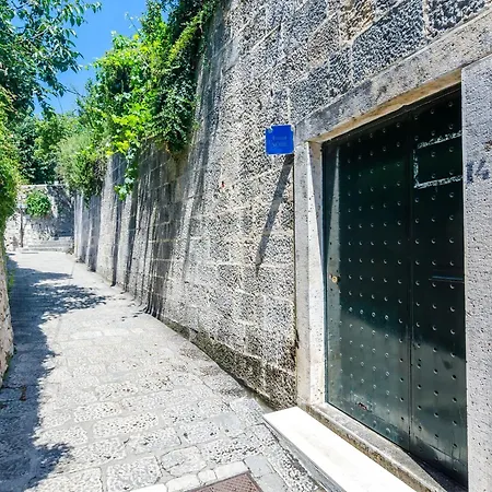 Paula - One Bedroom With Shared Terrace Dubrovnik