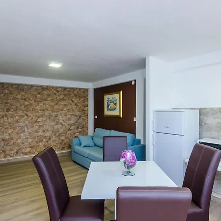 Paula - One Bedroom With Shared Terrace * דוברובניק